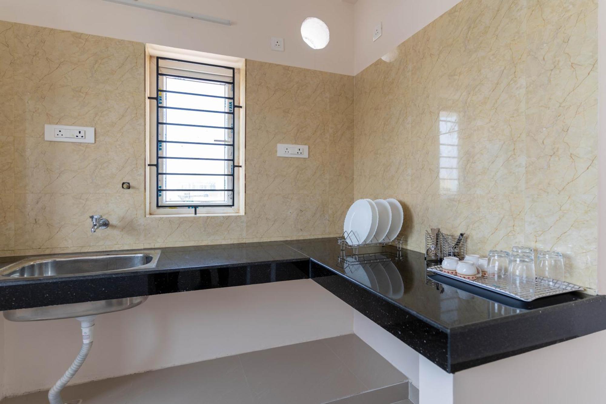Aishwaryam Service Apartment Chennai Exterior photo
