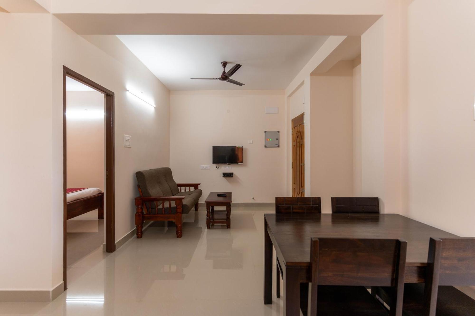 Aishwaryam Service Apartment Chennai Exterior photo